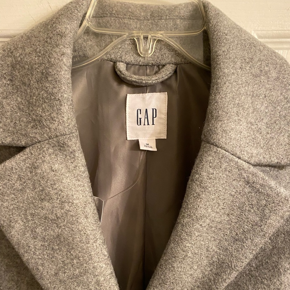 GAP Gray Pea Coat for Women - Picture 4 of 13